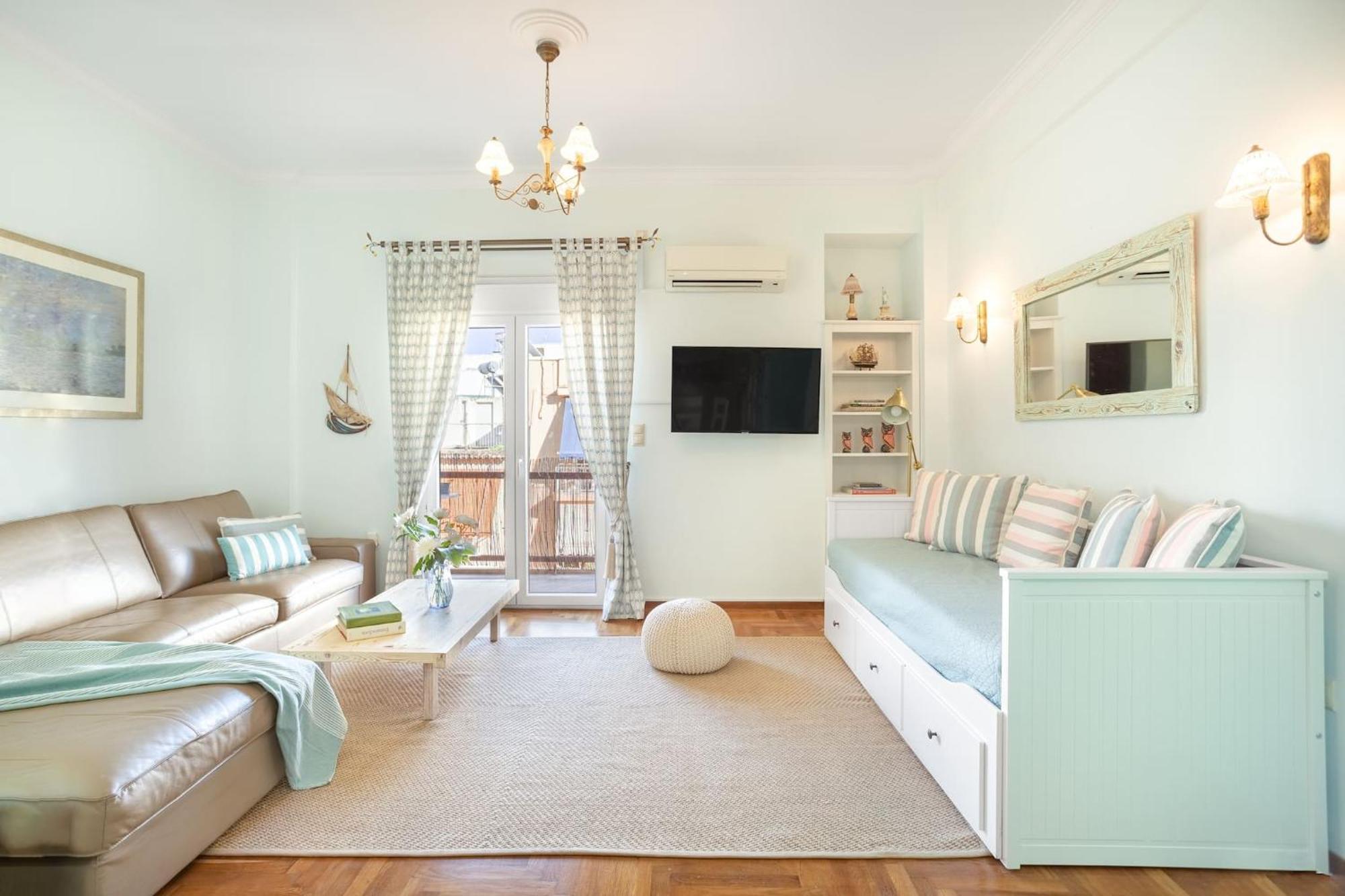 Bright, Calming Retreat With A Balcony Near Metro! Apartman Athén Kültér fotó